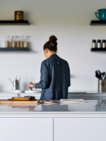 Comment aménager une cuisine pour optimiser la préparation des repas ?